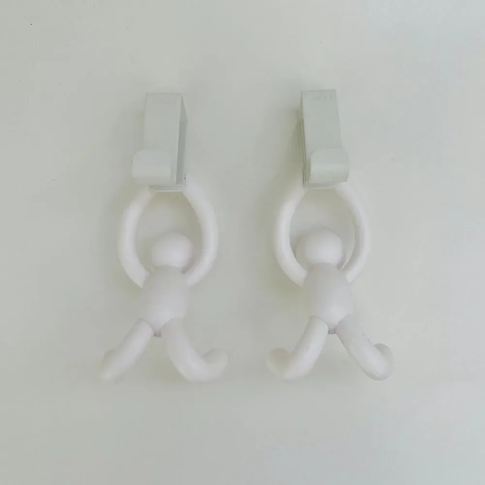 UMBRA White Over The Cabinet Hook Set